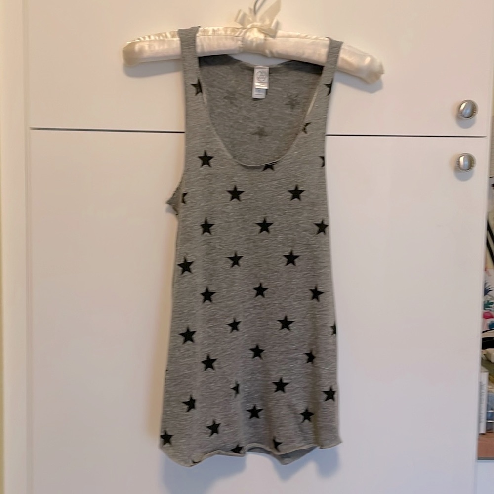 Alternative Earth (Eco-Friendly) Women’s Tank. Gray With Black Stars. Small